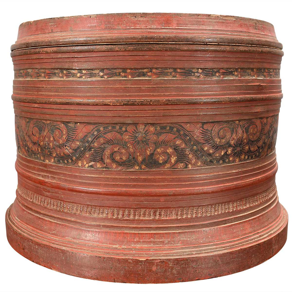 Red Lacquer Betel Tray