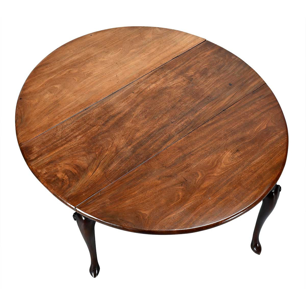 A George II Period Drop Leaf Table on Cabriole Legs