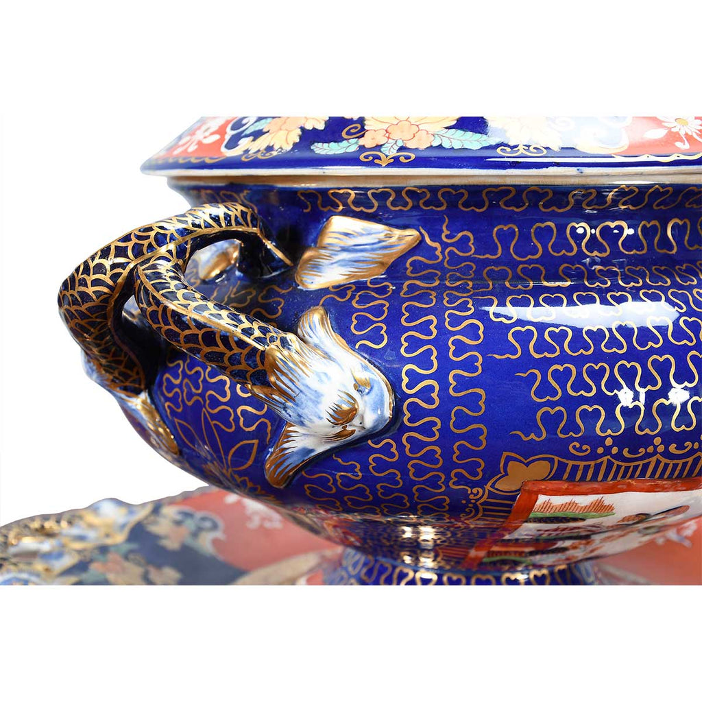 A Mason's Ironstone Tureen with Cover, Stand, and Ladle