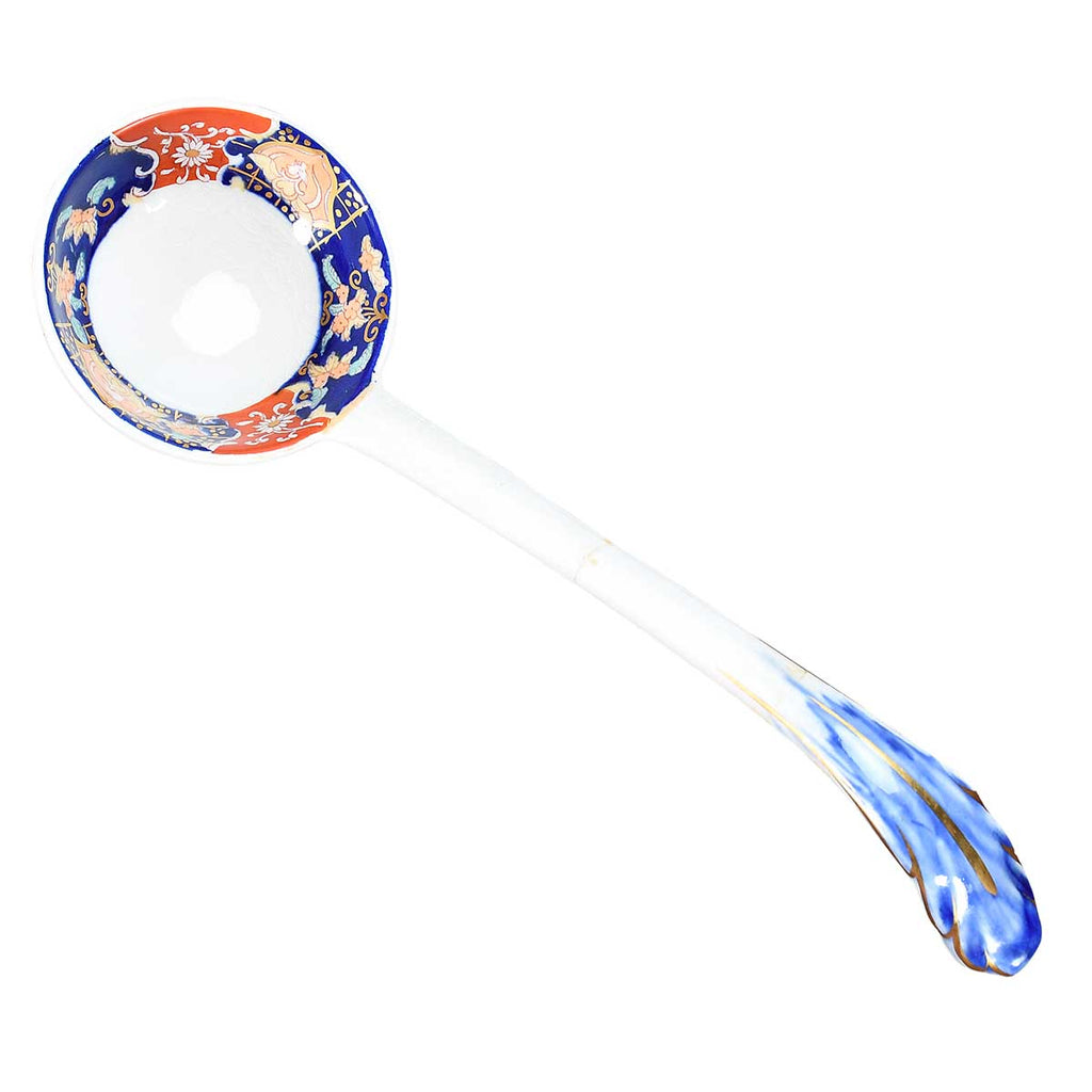 A Mason's Ironstone Tureen with Cover, Stand, and Ladle